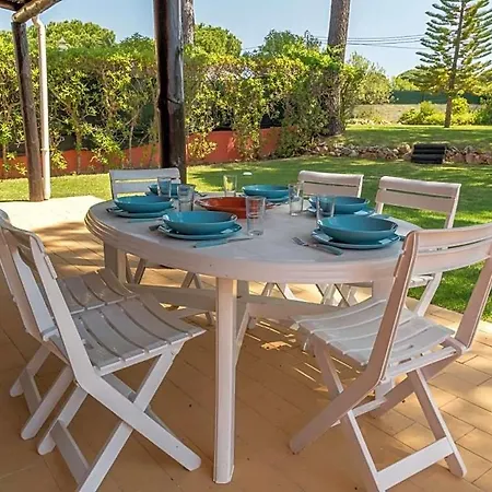 Sleeps 8 With Pool And Air Con Villa Vilamoura